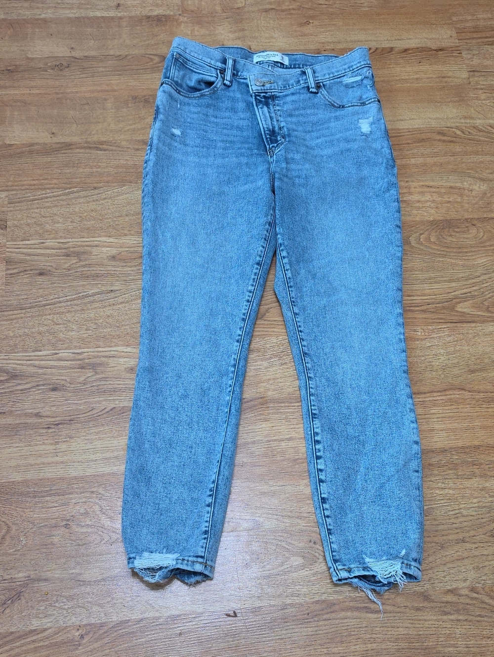 Abercrombie & Fitch The Super Skinny Ankle High Rise Jeans Size 8S